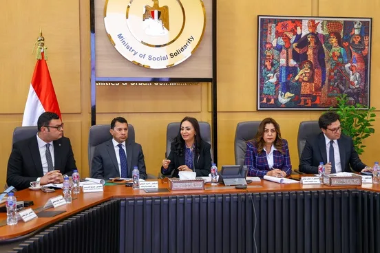 وزيرة التضامن تستعرض أفكاراً لتطوير عدد فصول الحضانات وزيرة التضامن تستعرض أفكاراً لتطوير عدد فصول الحضانات