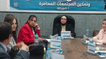 أساتذة إعلام يناقشون دور مؤثري وسائل التواصل الاجتماعي في نشر الوعي الصحي