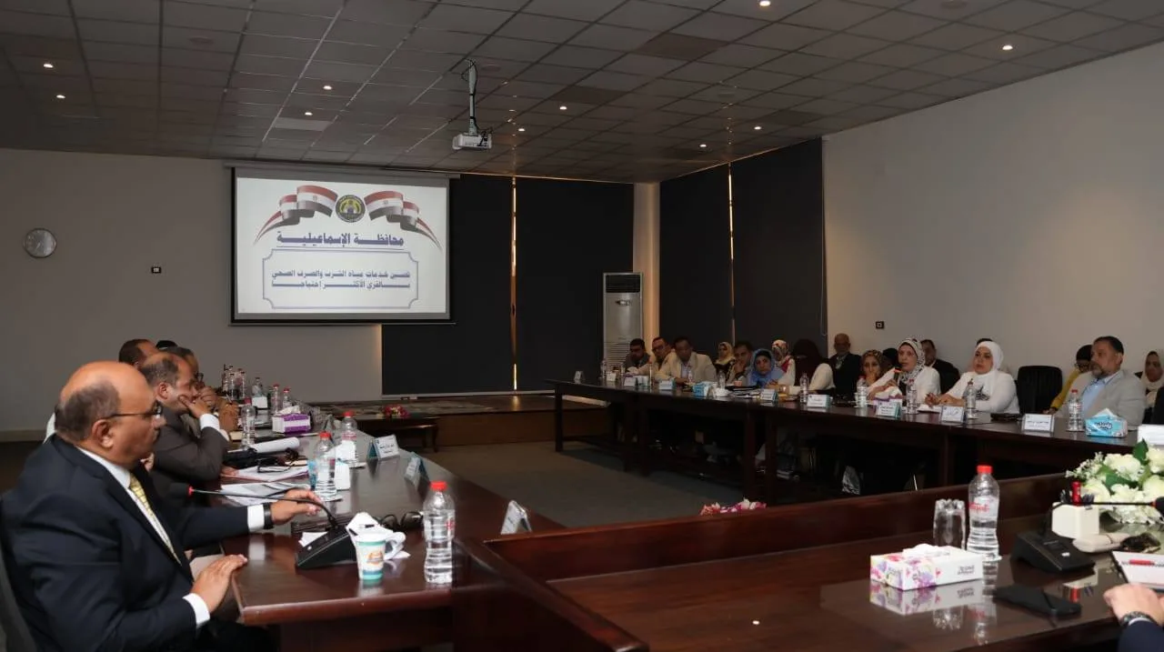 محافظ الإسماعيلية يستعرض التقدم في ملفات التقنين محافظ الإسماعيلية يستعرض التقدم في ملفات التقنين
