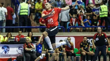 الخطيب: أداء لاعبي الأهلي في السوبر الإفريقي يعكس هوية النادي
