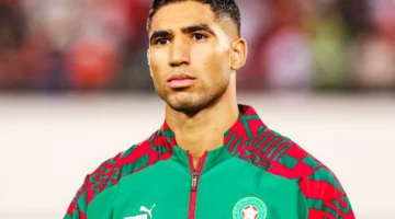 أشرف حكيمي يحصل على لقب أفضل لاعب إفريقي في الدوري الفرنسي.