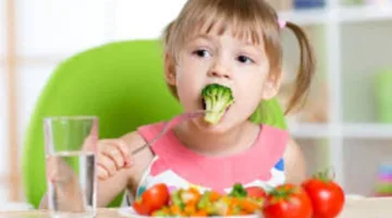 5 أطعمة احرصي عليها لصحة طفلك وتقوية مناعته