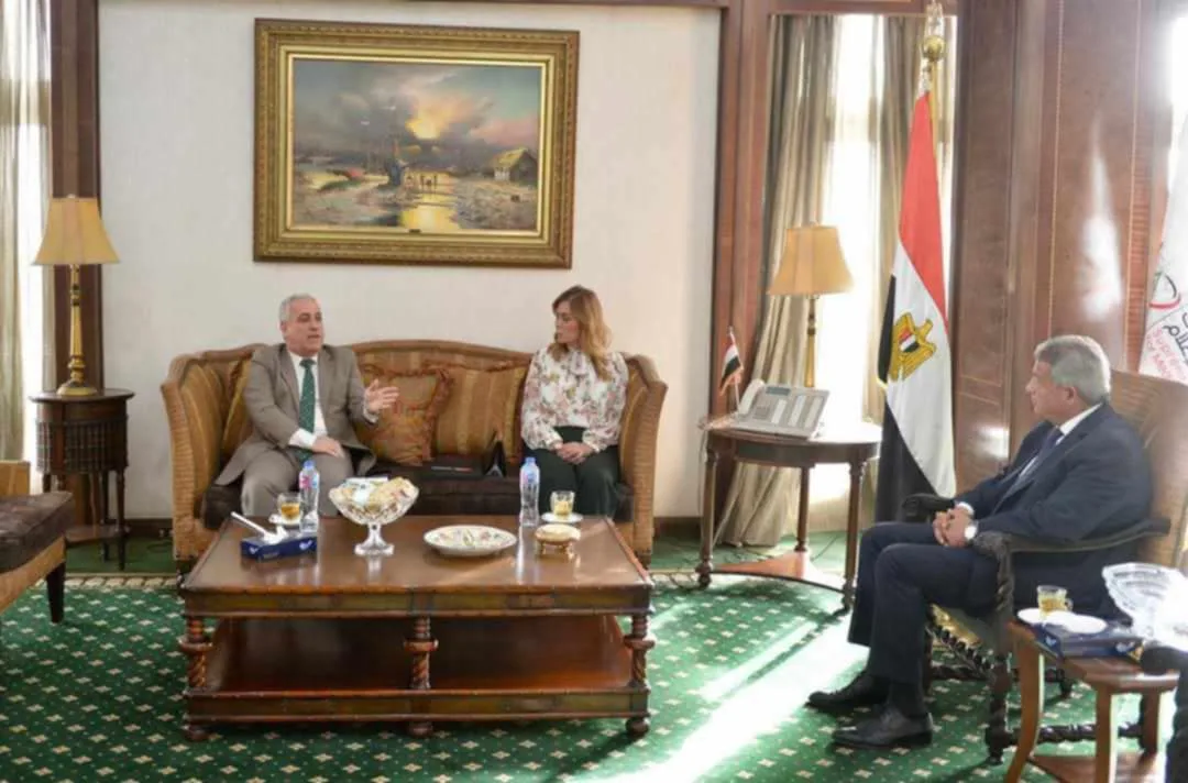 رئيس المجلس الأعلى للإعلام يلتقي برئيس الهيئة الوطنية للصحافة ومدير الأكاديمية الوطنية للتدريب رئيس المجلس الأعلى للإعلام يلتقي برئيس الهيئة الوطنية للصحافة ومدير الأكاديمية الوطنية للتدريب