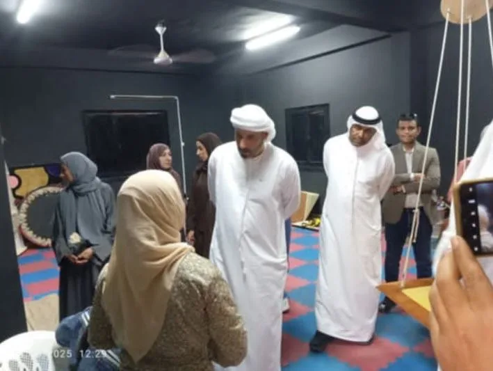 وفد من الإمارات يتوجه إلى مركز شباب الديمقراط في الأقصر لتعزيز الدعم للأطفال ذوي الاحتياجات الخاصة. وفد من الإمارات يتوجه إلى مركز شباب الديمقراط في الأقصر لتعزيز الدعم للأطفال ذوي الاحتياجات الخاصة.