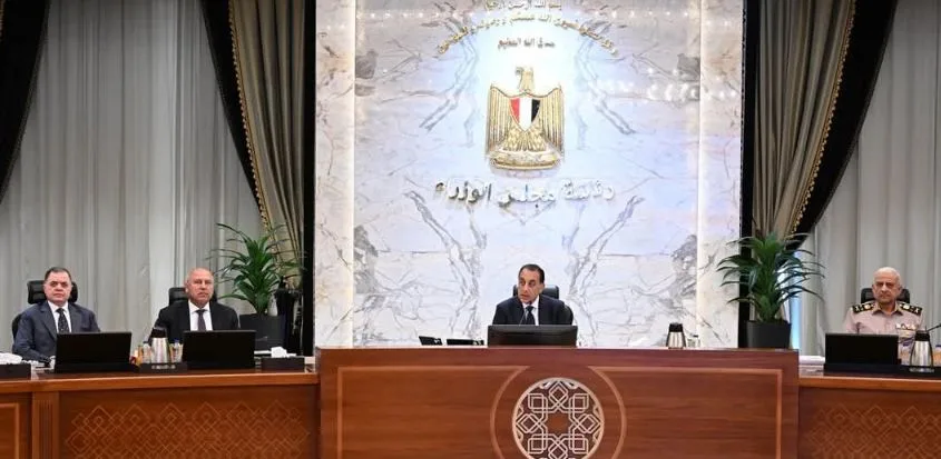 رئيس الوزراء: تخصيص 700 مليار جنيه لمجالات التنمية البشرية في الميزانية الجديدة رئيس الوزراء: تخصيص 700 مليار جنيه لمجالات التنمية البشرية في الميزانية الجديدة