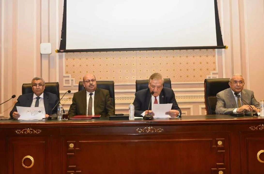 الهيئة القومية للإنتاج الحربي تُقدم خطة ميزانيتها لعام 2025-2026 أمام أعضاء البرلمان الهيئة القومية للإنتاج الحربي تُقدم خطة ميزانيتها لعام 2025-2026 أمام أعضاء البرلمان