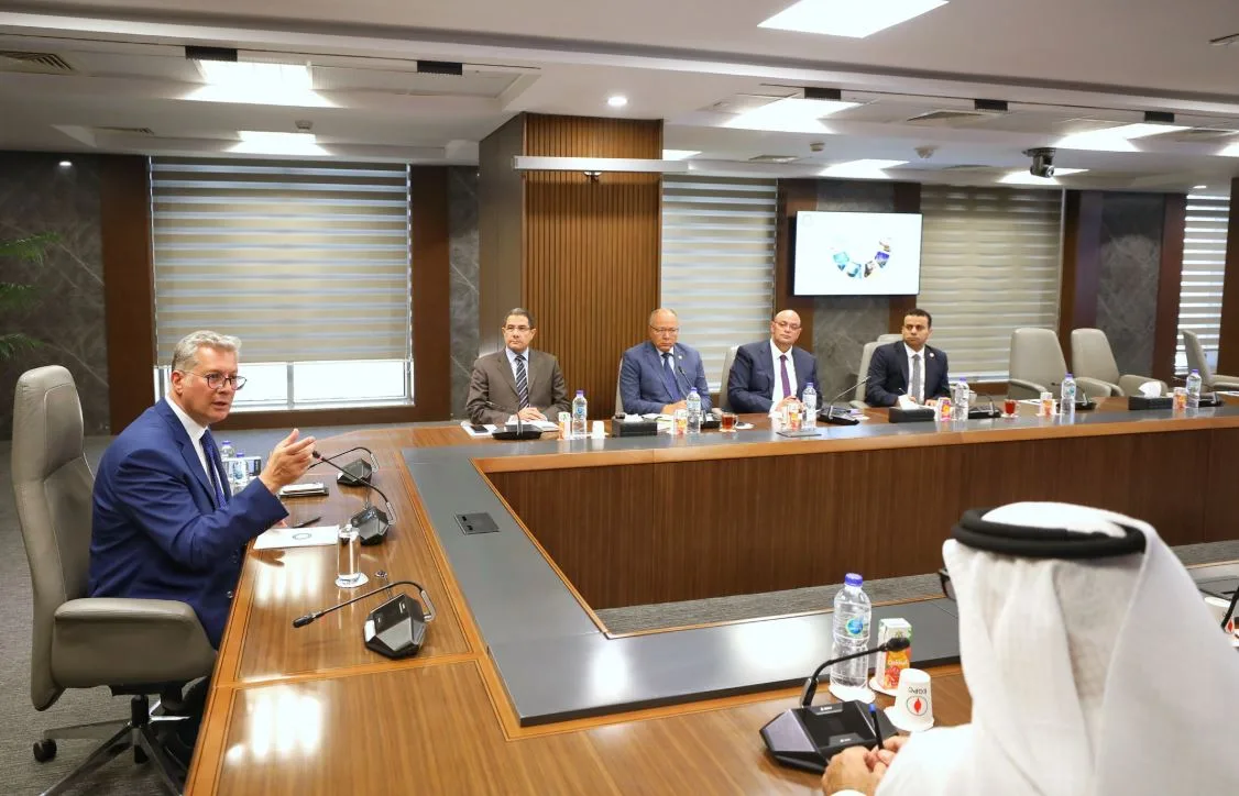 وزير البترول يبحث مع مجموعة موانئ أبو ظبي سبل تعزيز التعاون المشترك وزير البترول يبحث مع مجموعة موانئ أبو ظبي سبل تعزيز التعاون المشترك