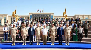 القوات المسلحة تستضيف جولة تعريفية للملحقين العسكريين العرب والأجانب في الأكاديمية العسكرية والمشاريع الوطنية المصرية