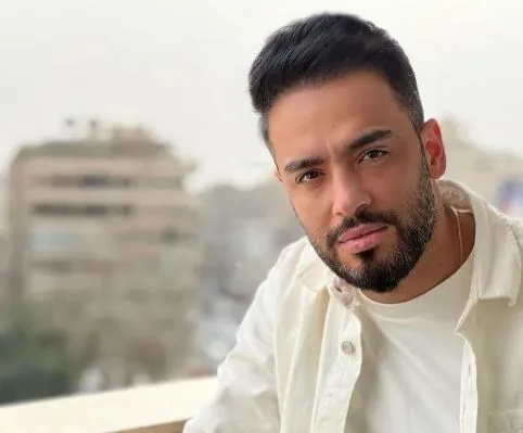 رامي جمال بعد إكمال ألبومه: محتار بشأن الاسم ويحتاج إلى آرائكم رامي جمال بعد إكمال ألبومه: محتار بشأن الاسم ويحتاج إلى آرائكم