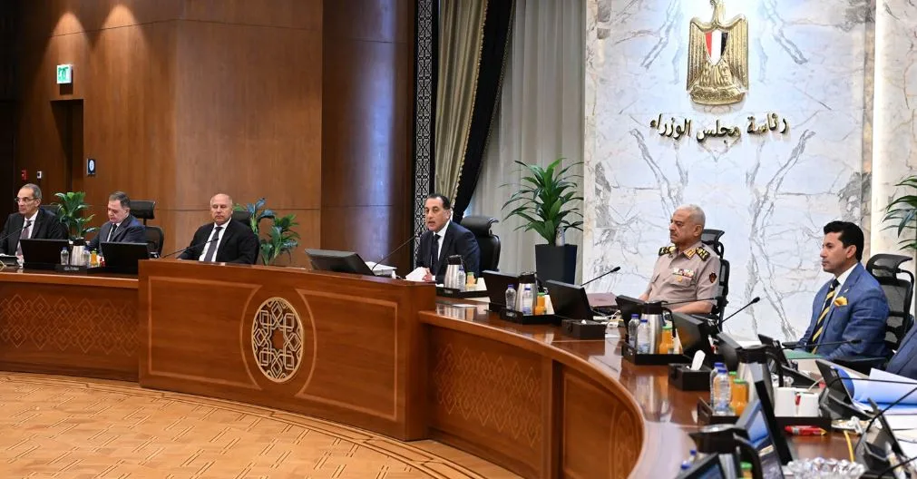 الحكومة توافق على خطة لإنشاء آلية لتمويل دراسة وتنفيذ المشاريع في دول حوض النيل. الحكومة توافق على خطة لإنشاء آلية لتمويل دراسة وتنفيذ المشاريع في دول حوض النيل.