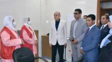 محافظ الأقصر ي inaugurates مركز تنمية وصحة الأسرة في قرية الديمقراط
