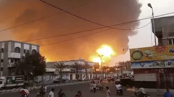 اليمن: الحوثيون يعلنون استئناف عمل ميناء الحديدة عقب تدميره بغارات إسرائيل