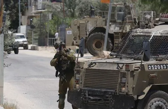أحدهما طفل.. إصابة فلسطينيين اثنين برصاص الجيش الإسرائيلي بالضفة أحدهما طفل.. إصابة فلسطينيين اثنين برصاص الجيش الإسرائيلي بالضفة
