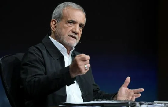 الرئيس الإيراني ردا على ترامب: الخليج الفارسي سيظل كما هو باسمه الرئيس الإيراني ردا على ترامب: الخليج الفارسي سيظل كما هو باسمه