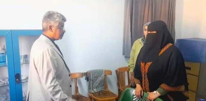 وكيل صحة شمال سيناء يتفقد الفلسطينيين المتعافين في نادي الاتحاد بالعريش وكيل صحة شمال سيناء يتفقد الفلسطينيين المتعافين في نادي الاتحاد بالعريش
