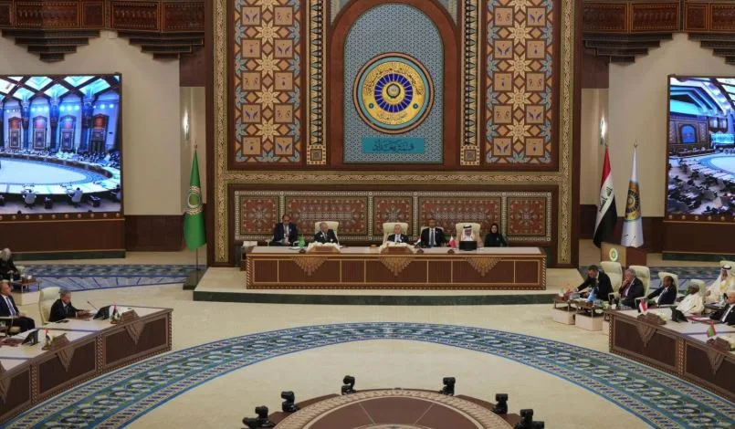 عضو مجلس السيادة الانتقالي في السودان: نرفض جميع أساليب تهجير الفلسطينيين وانتهاك قوانين المجتمع الدولي عضو مجلس السيادة الانتقالي في السودان: نرفض جميع أساليب تهجير الفلسطينيين وانتهاك قوانين المجتمع الدولي