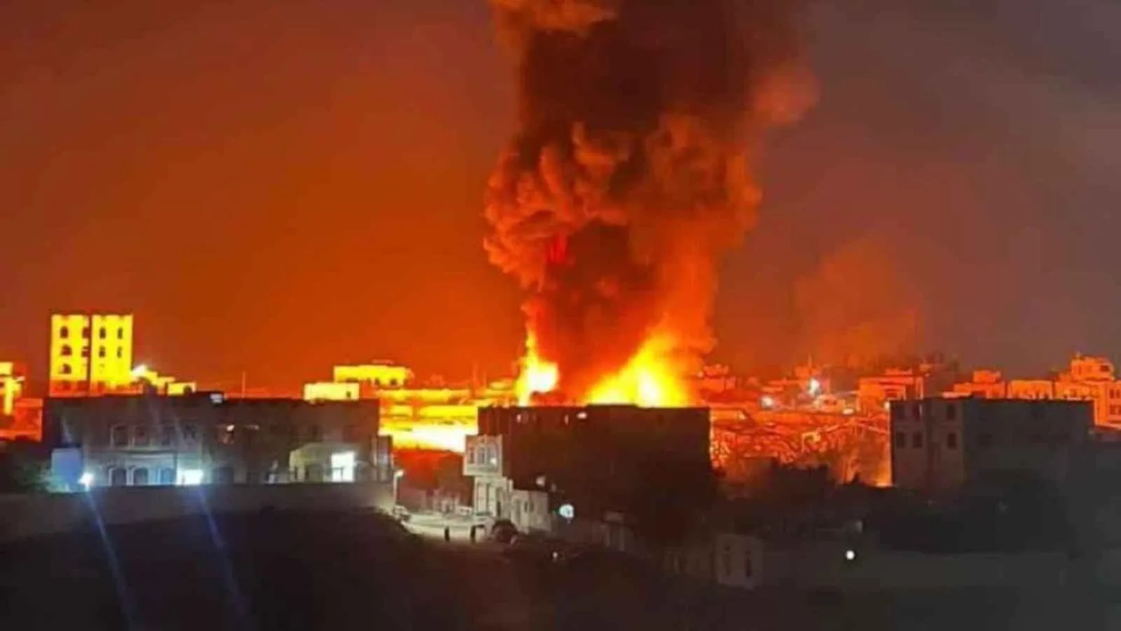 بعد قصف مطار صنعاء.. الجيش الإسرائيلي يوضح بنك أهدافه في اليمن بعد قصف مطار صنعاء.. الجيش الإسرائيلي يوضح بنك أهدافه في اليمن