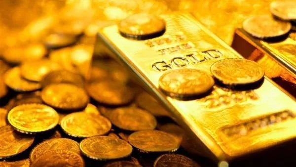 872 جنيها انخفاضاً في سعر جنيه الذهب خلال تداولات الأسواق ومحلات المجوهرات 872 جنيها انخفاضاً في سعر جنيه الذهب خلال تداولات الأسواق ومحلات المجوهرات