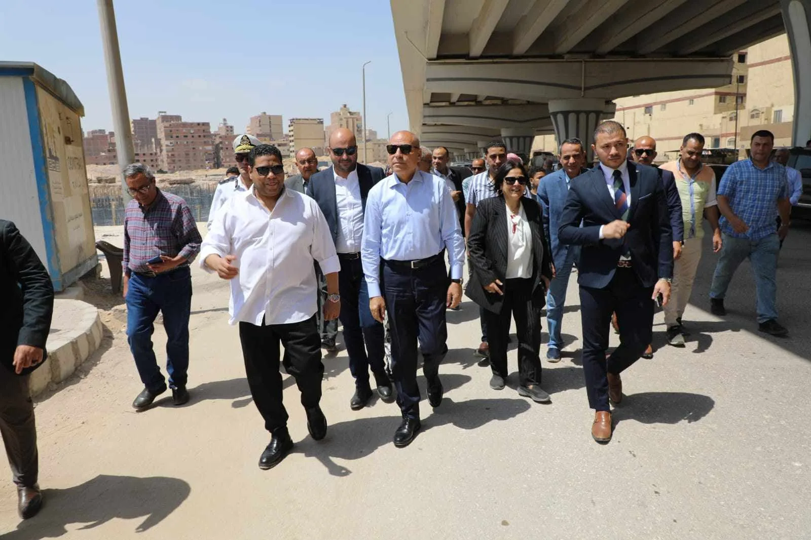 محافظ القاهرة يزور مشروع تطوير مدينة الأمل (عزبة الهجانة سابقاً) في حي شرق مدينة نصر