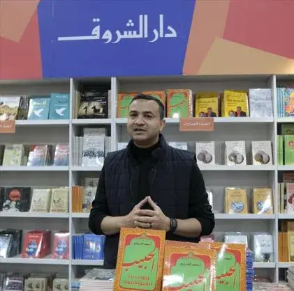 أحمد الدريني: حاولت تقديم فصول السيرة النبوية في كتاب الحبيب بجلال يبتعد عن غبار التطرف أحمد الدريني: حاولت تقديم فصول السيرة النبوية في كتاب الحبيب بجلال يبتعد عن غبار التطرف