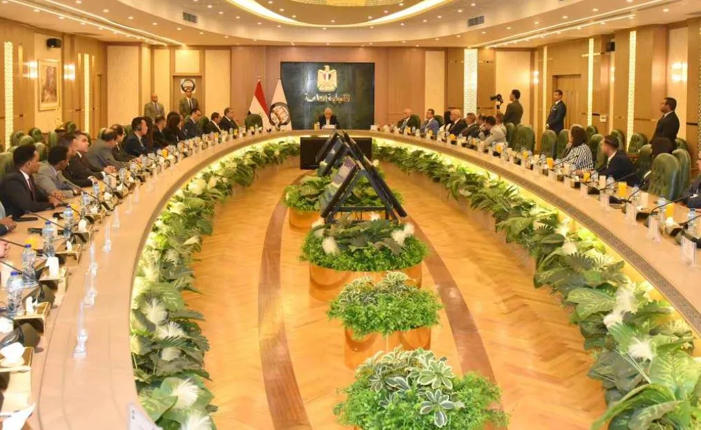 النائب العام يختتم جلسات الورشة الإقليمية لتعزيز التعاون الدولي في مواجهة الإرهاب والمقاتلين الأجانب. النائب العام يختتم جلسات الورشة الإقليمية لتعزيز التعاون الدولي في مواجهة الإرهاب والمقاتلين الأجانب.