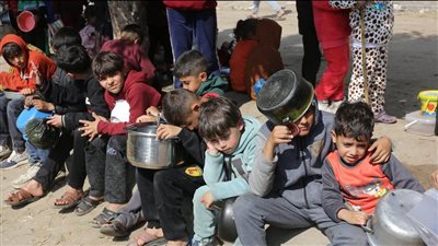 الإعلام الحكومي بغزة: نحو 3500 طفل دون الخامسة يواجهون خطر الموت جوعًا الإعلام الحكومي بغزة: نحو 3500 طفل دون الخامسة يواجهون خطر الموت جوعًا
