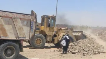 وحدة التدخل السريع بالشرقية تنتهي من رفع 350 طن قمامة ومخلفات مباني خلال شهر