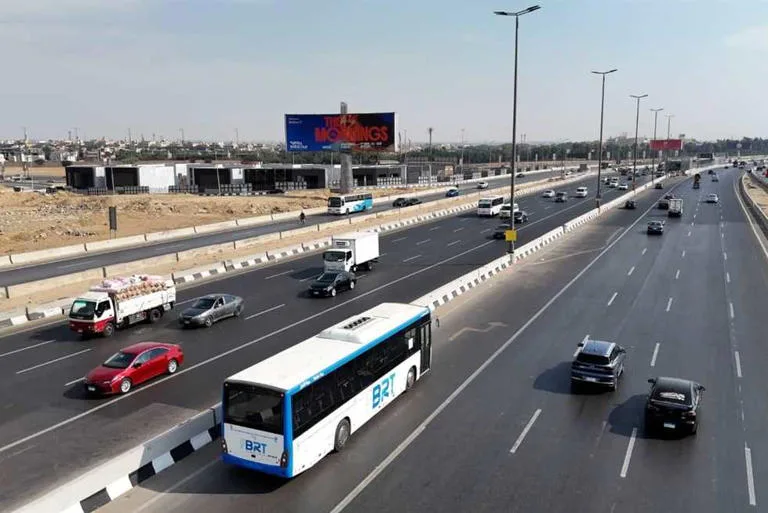بمناسبة بدء التشغيل التجريبي للمرحلة الأولى: ما التأثيرات المتوقعة للأتوبيس الترددي على الطريق الدائري؟