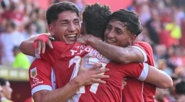 أرجنتينوس يكتسح إستوديانتس برباعية ويعزز صدارته للدوري