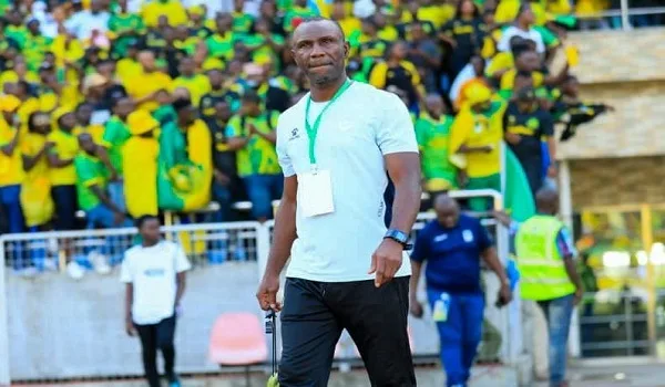 مدرب الهلال: فرص بيراميدز وصن داونز متساوية.. والأهلي يدفع ثمن «الهدف الرمزي»