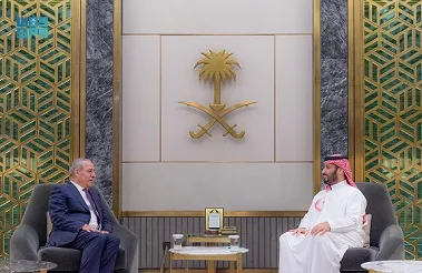 ولي العهد السعودي يستقبل نائب رئيس دولة فلسطين ولي العهد السعودي يستقبل نائب رئيس دولة فلسطين