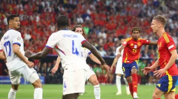 دي لا فوينتي: يامال سيفوز بجائزة الكرة الذهبية عدة مرات.