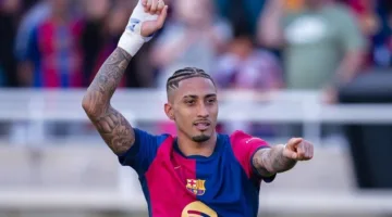 رسمياً.. رافينيا يُتوج بجائزة أفضل لاعب في الليغا