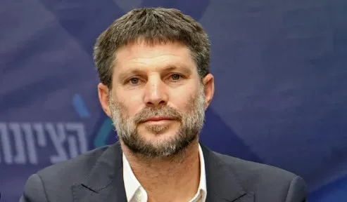 سموتريتش: يجب منع دخول المياه إلى غزة أيضاً سموتريتش: يجب منع دخول المياه إلى غزة أيضاً