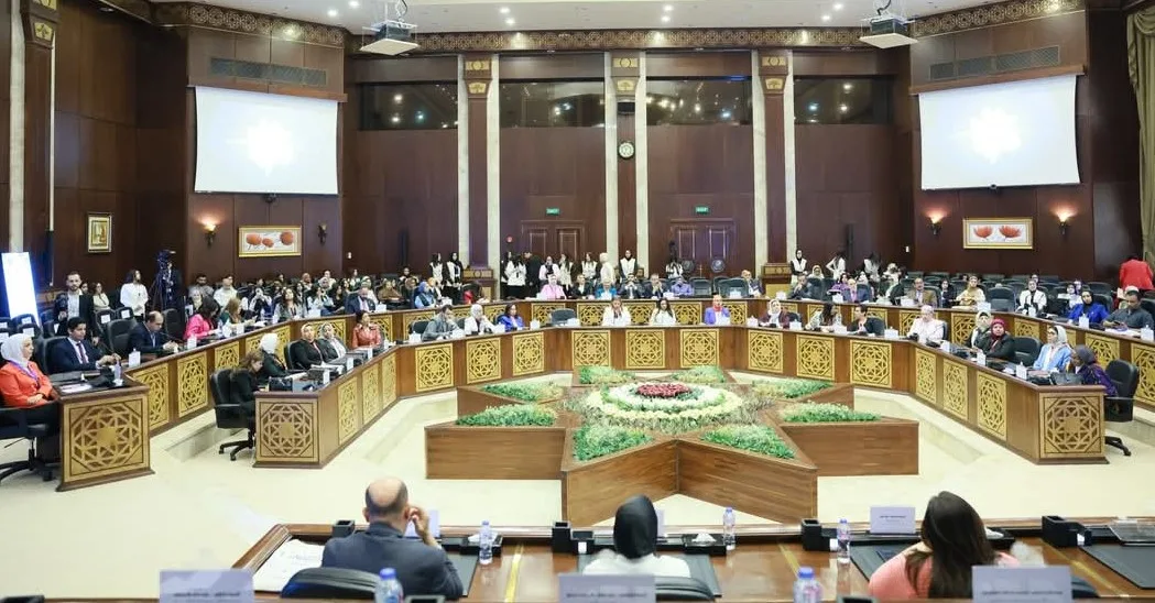 مؤتمر كلية اللغة والإعلام بالإسكندرية يوصي بمسودة أخلاقية لاستخدامات الذكاء الاصطناعي في الإعلام