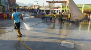 قم بالتنظيف اليوم من أجل مستقبل أفضل: حملة لتنظيف منطقة اللاجونا في مدينة دهب بجنوب سيناء