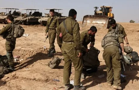 اشتباك حاد بين جنود الاحتلال الإسرائيلي في غزة