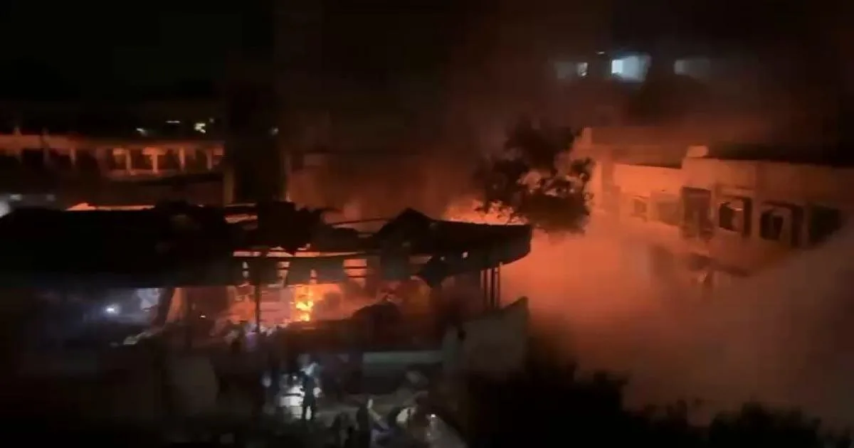 المكتب الإعلامي الحكومي في غزة: مقتل 31 مدنياً في مجزرة الجرجاوي، بينهم 18 طفلاً. المكتب الإعلامي الحكومي في غزة: مقتل 31 مدنياً في مجزرة الجرجاوي، بينهم 18 طفلاً.