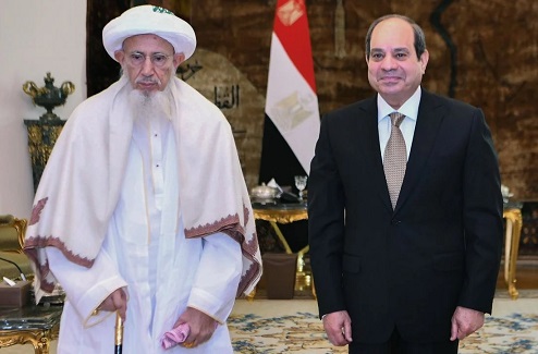 الرئيس السيسي يستقبل سلطان طائفة البهرة.. ويشيد بجهودهم في ترميم مقامات آل البيت والمشروعات التنموية بمصر الرئيس السيسي يستقبل سلطان طائفة البهرة.. ويشيد بجهودهم في ترميم مقامات آل البيت والمشروعات التنموية بمصر