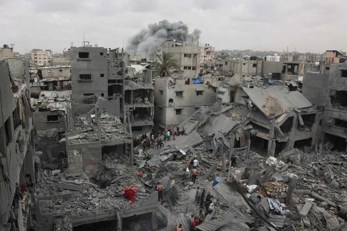 سلطة المياه الفلسطينية: كارثة إنسانية وشيكة في غزة نتيجة انهيار خدمات المياه والصرف الصحي سلطة المياه الفلسطينية: كارثة إنسانية وشيكة في غزة نتيجة انهيار خدمات المياه والصرف الصحي