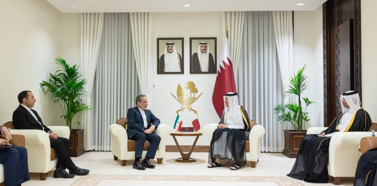  رئيس مجلس الوزراء وزير الخارجية يستقبل وزير الخارجية الإيراني رئيس مجلس الوزراء وزير الخارجية يستقبل وزير الخارجية الإيراني