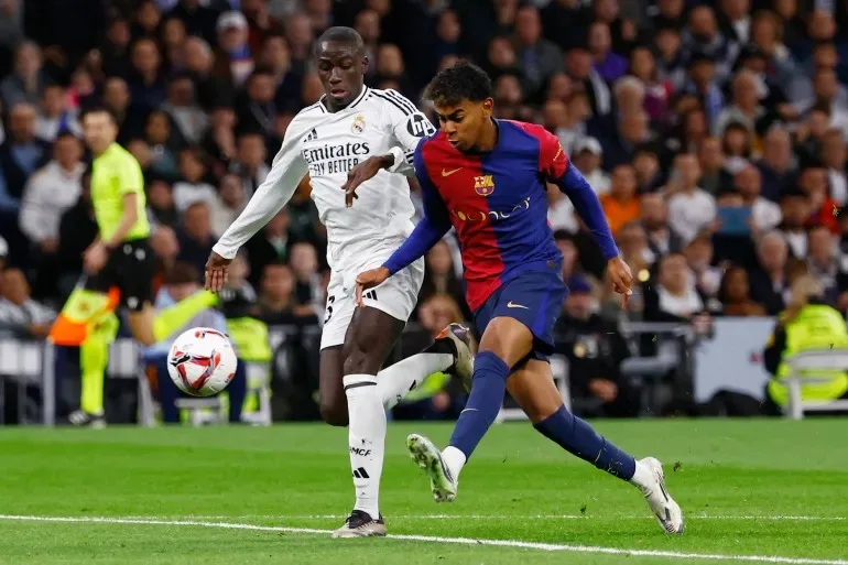 &quot;الفرصة الأخيرة&quot;.. الكلاسيكو يحدد مصير أنشيلوتي مع ريال مدريد