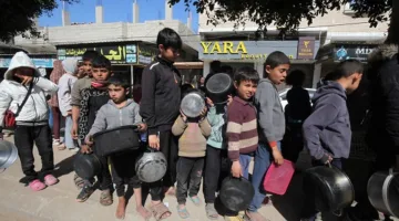 غزة: مقتل 60 فلسطينياً، معظمهم بالقرب من مراكز توزيع المساعدات الإنسانية