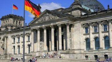 الداخلية الألمانية: نقل إجراءات اللجوء خارج أوروبا غير ممكن عمليا