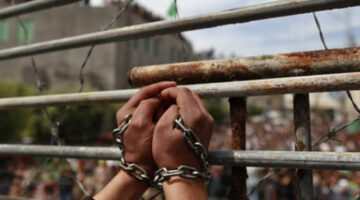 حماس تطالب بالإفراج الفوري عن جميع الصحفيين المعتقلين في سجون الاحتلال