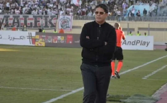 أيمن الرمادي يمنح لاعبي الزمالك تعليمات خاصة قبل مواجهة سيراميكا أيمن الرمادي يمنح لاعبي الزمالك تعليمات خاصة قبل مواجهة سيراميكا