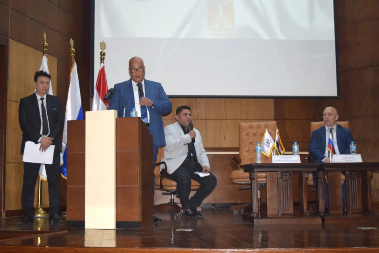 غرفة القاهرة تعقد منتدى اقتصادي مصري روسي لاستكشاف سبل تعزيز التبادل التجاري والاستثمار المشترك
