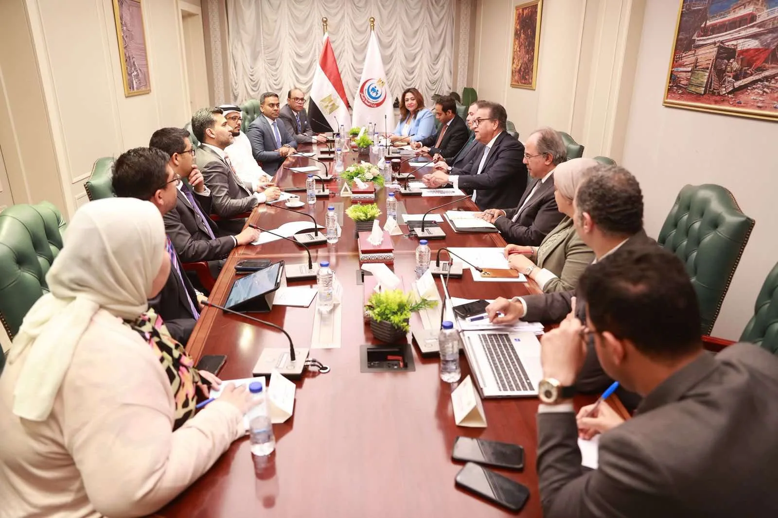 وزير الصحة يستقبل وفد مجموعة برجيل الطبية لبحث سبل التعاون المشترك وزير الصحة يستقبل وفد مجموعة برجيل الطبية لبحث سبل التعاون المشترك