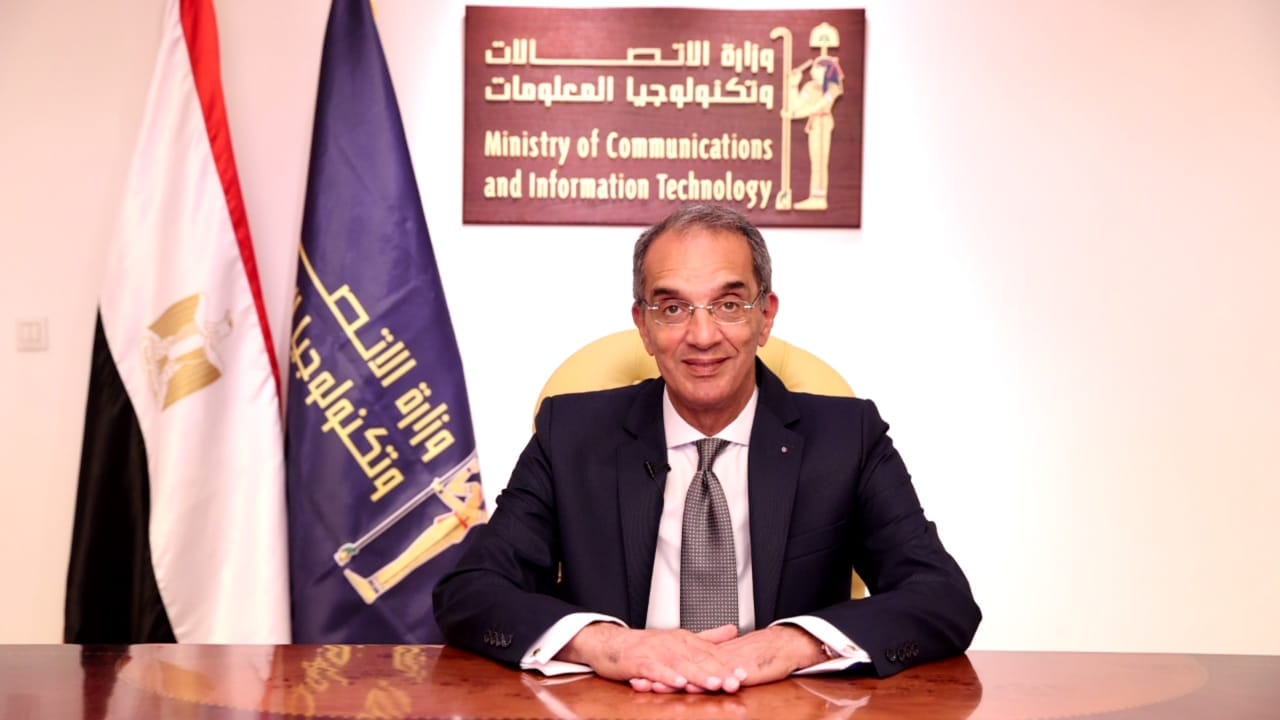 وزير الاتصالات أمام الشيوخ: نولي اهتماما بالغا بالأمن السيبراني وزير الاتصالات أمام الشيوخ: نولي اهتماما بالغا بالأمن السيبراني