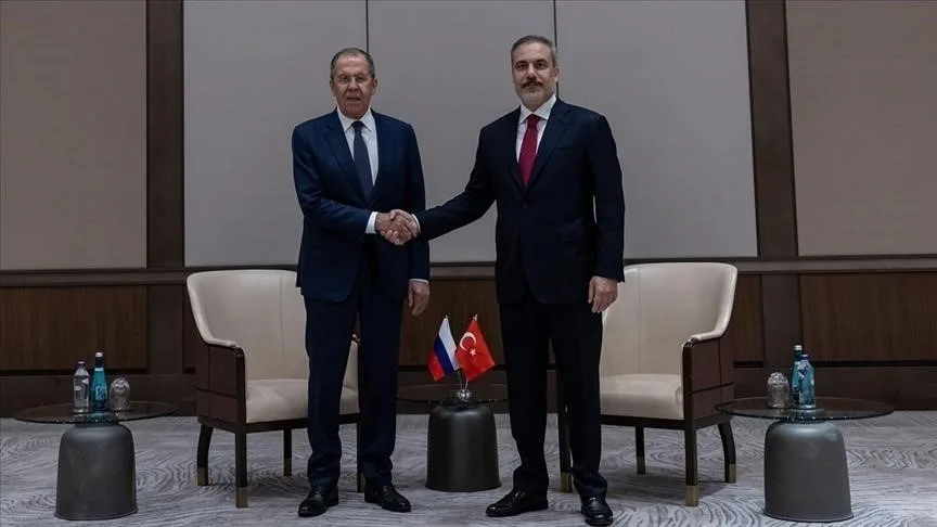 وزير الخارجية التركي يجتمع مع بوتين في موسكو